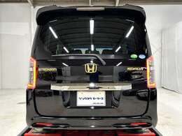 買取直売はメリット多数あり♪通常中古車の流通にかかるマージンを大幅にカット出来るので他社の同年式と比べて大変お得な価格が実現できます♪