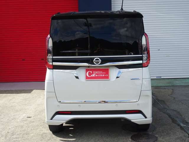 修復歴有になりリア廻りの修理になります。