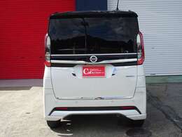 修復歴有になりリア廻りの修理になります。