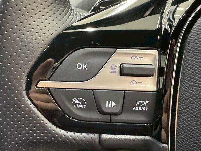 【レーダークルーズコントロール】装備で高速道路の運転も楽々です！
