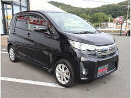 プラウドでは20代、30代のスタッフが元気よく対応させていただきます！「どんな車両があるのか見に来た」「ちょっと現車を見てみたい」などお気軽にご来店、ご相談ください♪