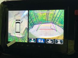 【全方位モニター用カメラ】専用のカメラにより、上から見下ろしたような視点で360度クルマの周囲を確認することができます☆死角部分も確認しやすく、狭い場所での切り返しや駐車もスムーズに行えます。
