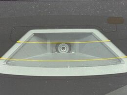 【スズキ　セーフティサポート】走行中に前方の車両等を認識し、衝突しそうな時は警報とブレーキで衝突回避と被害軽減をアシスト。より安全にドライブをお楽しみいただけます。