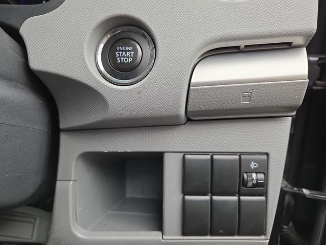 【プッシュスタート】キーを連帯しているだけで、エンジンの始動が可能。プッシュスタートですので、エンジンの始動もカンタン☆