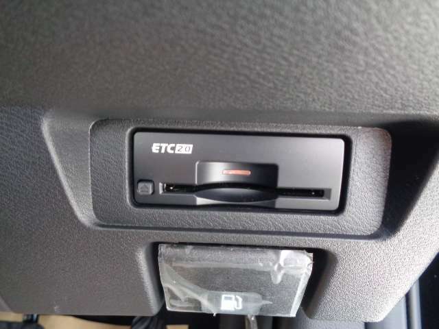 【ETC】ここにETC2.0付いてあります〈運転席右下〉！！高速道路の料金所もスイスイ♪