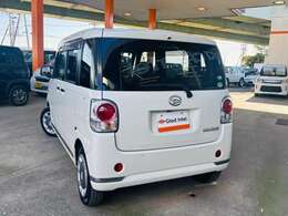 車両コンディションは良好です◎中古車レベルの小キズ等は多少御座いますが、全体的にとても綺麗です！光沢のあるボディを、是非一度お確かめ下さい！気になる箇所があれば、お安くお直し致しますよ♪