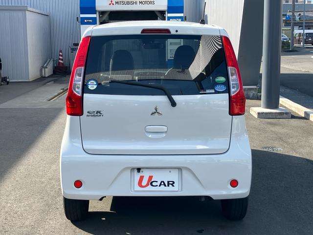 展示場裏側にも駐車スペースがございます。ショールーム前の駐車スペースが満車の際は、ご利用ください。
