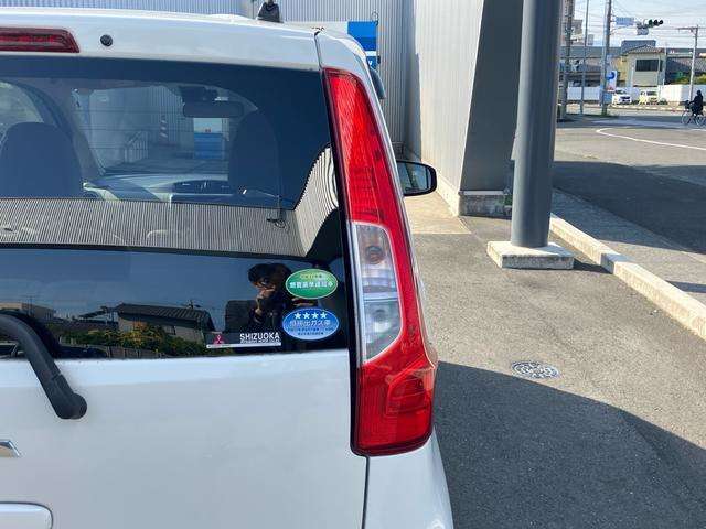 展示場裏側にも駐車スペースがございます。ショールーム前の駐車スペースが満車の際は、ご利用ください。