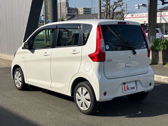 静岡インター道沿いの店舗になります。常時10台以上を展示しております、三菱車以外のお車もお取り扱いがあります。是非お気軽にお越しください。