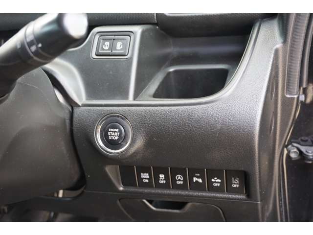 ☆各種スイッチの画像です！左右電動スライドドア、衝突防止、レーンキープ等の装備があります！