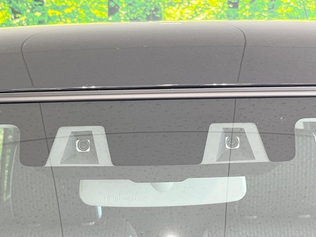 【スズキ　セーフティサポート】走行中に前方の車両等を認識し、衝突しそうな時は警報とブレーキで衝突回避と被害軽減をアシスト。より安全にドライブをお楽しみいただけます。