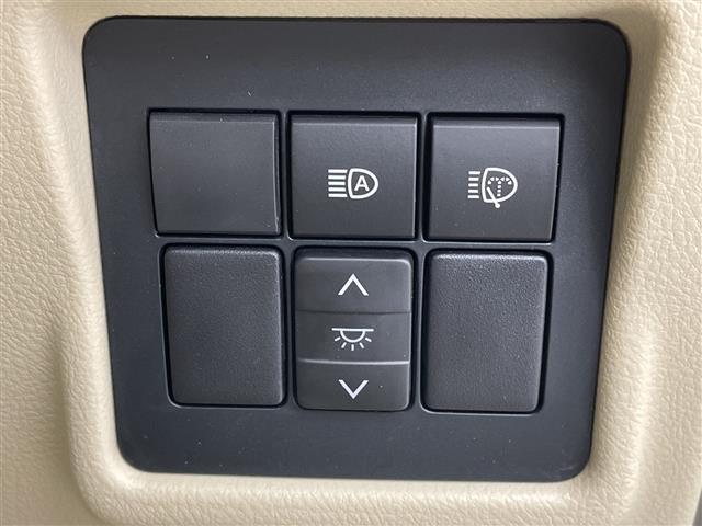 【運転席操作部】快適なドライブを楽しむための機能が装備されています！運転席から触れるので、使いやすいです！除菌プランいれていただくと、さらに清潔で安心していただけます！