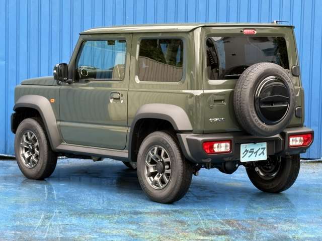 【有限会社クライス】です。当社のウリは中古車を中古と思わせない【業界トップクラスの仕上げ】が魅力です！！また、高価買取・アフターメンテナンス・自動車保険などお車に関わること、全てお任せください！！