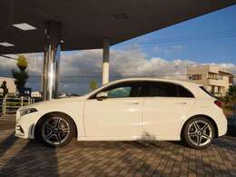 経験豊かなメカニックによる整備でお車自体の状態はもちろん、商品展示前に社内『商品化センター』にて内・外装共に良質な状態に磨き上げ、お車をご提供出来る様、運営しております。