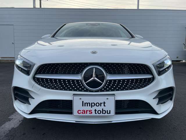 陸運局指定の自社工場で、エンジンやミッションはもちろん、タイヤ、ブレーキパッド、バッテリー等、電球一個に至るまで、しっかりと点検整備させて頂きます。点検記録簿も発行致しますので安心です。