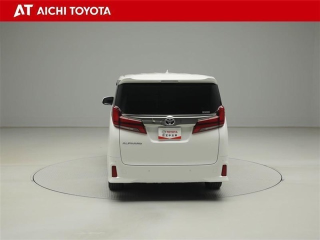 『TOYOTA認定中古車』は「まるごとクリーニング」で綺麗な内外装、「車両検査証」はプロによるチェック、買ってからも安心の「ロングラン保証」、3つの安心安全を標準装備したトヨタのブランドU-Carです