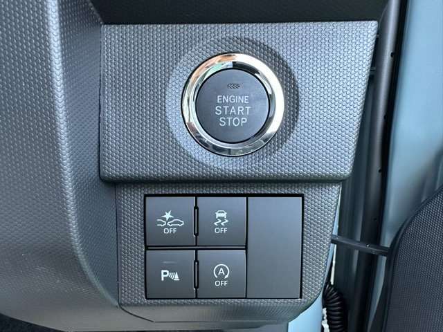 ★納車前に、専属のクリーニングスタッフが、ピッカピカにクリーニングして納車いたします！もちろん、ピッカピカの状態でお渡しするクリーニング費用も支払総額に含まれています！