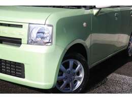 内装色についても「シンプル・クリーン」をテーマに「ムーヴコンテ」のインパネ・シートのアクセントカラーをグリーンに一新することで、内装の質感を向上。