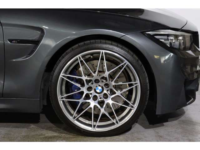 新車BMW＆MINI＆モトラッドショールーム併設しております。ネスプレッソカフェ、キッズスペースもあり、ごゆっくりとお車をご覧いただけます！