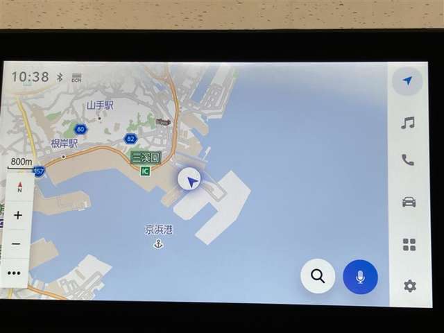 【ナビゲーション】いまや必須装備のナビゲーションを搭載！知らない場所でも目的地までしっかり案内してくれます。オーディオ機能も充実！キャンプや旅行はもちろん通勤や普段のドライブも楽しめます！
