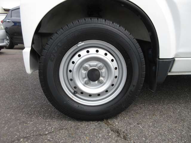 タイヤサイズ　145R12