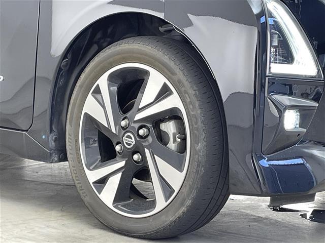 【タイヤ・ホイール】『タイヤ/ホイール周辺』の画像になります。写真の内容に関してご不明点、ご質問等がございましたらお気軽にガリバー店舗までお問い合わせください。