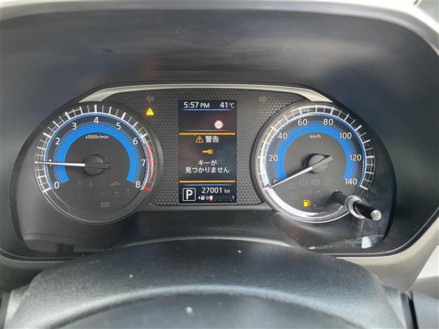 【スピードメーター】『スピードメーター』の画像になります。メーターがシンプルで見やすく運転しやすいですね！