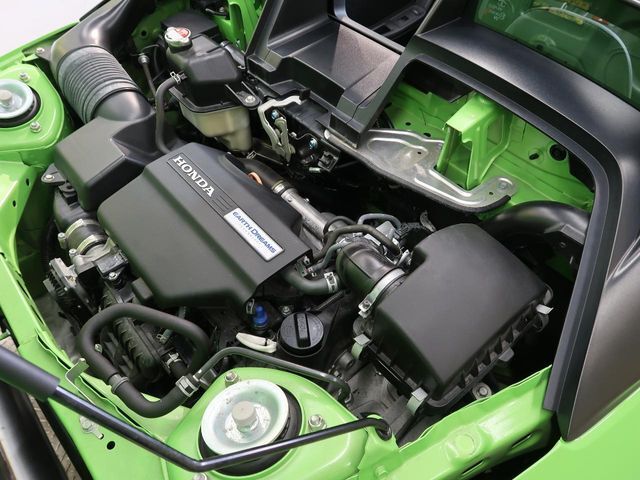 親切・丁寧な専門メカニックスタッフが応対！・車検・点検整備・事故等の修理などアフターサービスも安心。お車のカスタマイズもネクステージのサービススタッフまでご相談ください！