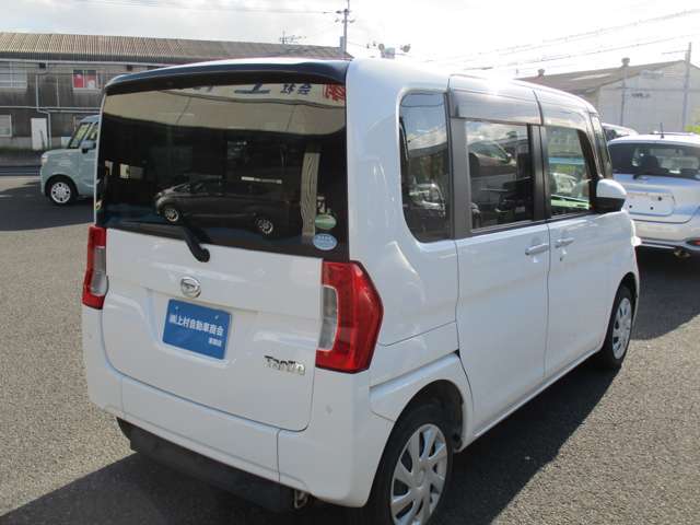 斜め後ろからの写真です！