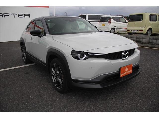 同業者様への販売はお断りさせていただきます。　車検無し車両の場合は、車検を取得したお支払い総額で表示しております。