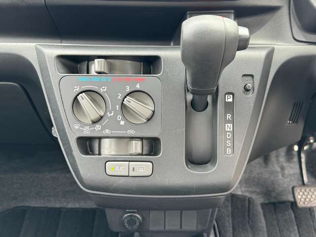 カーセブンは買取に強い中古車販売店です、お乗換えをご検討の方は　愛車の無料査定だけでもぜひご来店ください☆☆☆