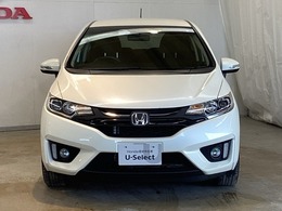 【Honda認定中古車 U-Select】　エンジン、オーディオやカーナビ(社外品は除く）に至るまで保証をお付け致します。全国のホンダディーラーで保証と整備が受けられます。