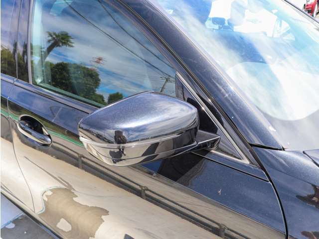 第三者検査専門機関AISによる厳正な車両検査を受けており車両品質評価書も発行されます。