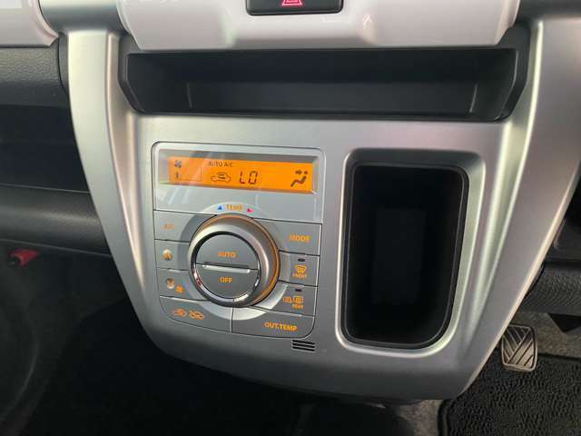 お好みの温度を一定に保ってくれる快適なオートエアコンです！