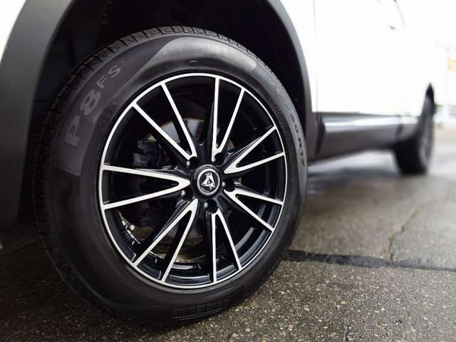 新車・中古車販売・車買取・車検・整備・板金・塗装・自動車保険、何でもお任せ下さい。　　　　　　　　『CAR　SHOP　LIMITED』カーセンサー無料電話番号0066-9711-172709
