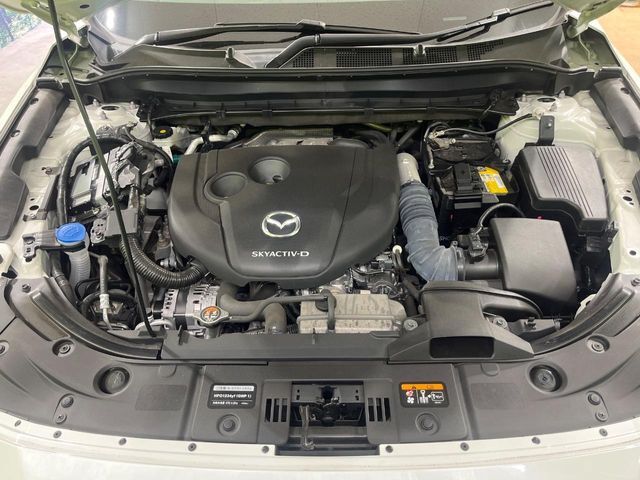 親切・丁寧な専門メカニックスタッフが応対！・車検・点検整備・事故等の修理などアフターサービスも安心。お車のカスタマイズもネクステージのサービススタッフまでご相談ください！
