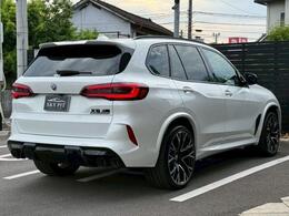 お車に関するご相談、ご質問等ございましたらお気軽に展示場にお越しくださいませ♪もちろんお電話でもご対応可能でございます！車両の詳細の画像、動画も撮影を行いお送りさせていただくことも可能でございます！