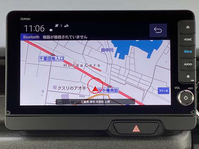 純正9インチナビゲーションを装着しております。知らない土地でも迷わすいけます。