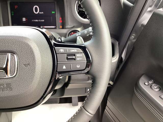 オートクルーズコントロール付きです！！高速道路の長距離運転でのアクセル操作をサポートしてくれます。