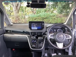 フロントガラスが大きく、ワイドな視界で運転もしやすくなるように、設計されています。