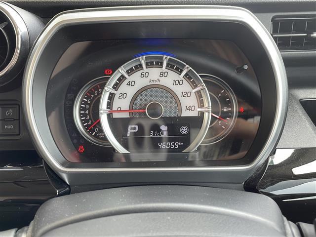 【スピードメーター】『スピードメーター』の画像になります。メーターがシンプルで見やすく運転しやすいですね！