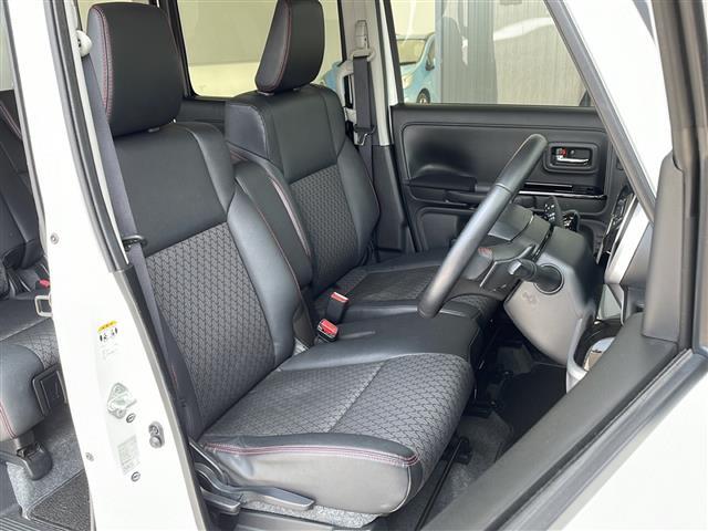 【運転席】『運転席周辺』の画像になります。写真の内容に関してご不明点、ご質問等がございましたらお気軽にガリバー店舗までお問い合わせください。