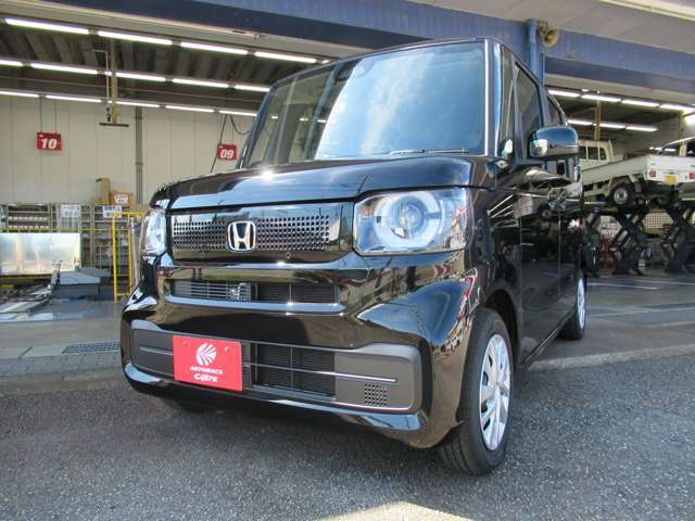 オートバックスカーズ高岡は、総額表示店です。総額には納車時の車検・整備・保証費用も含まれており安心してお乗りいただけます。詳細はお気軽にお問合せください。無料電話【0078-6002-829701】ご利用ください。