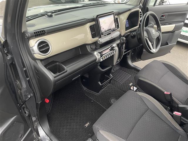 【助手席】『助手席周辺』の画像になります。写真の内容に関してご不明点、ご質問等がございましたらお気軽にガリバー店舗までお問い合わせください。