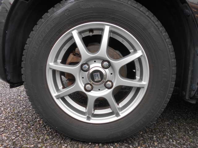 当社は品質の良いお車を安心して乗って頂きたいと考えております。ですので、仕入れるお車に関しまして、修復歴のあるお車は一切取り扱いしておりません！ご安心下さい！
