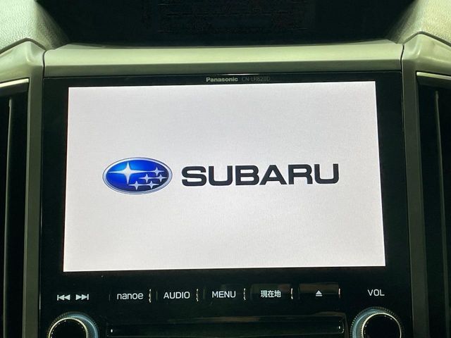 【純正8型ナビ】人気の純正ナビを装備。オーディオ機能も充実しており、Bluetooth接続すればお持ちのスマホやMP3プレイヤーの音楽を再生可能！毎日の運転がさらに楽しくなります！！