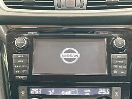 【ナビゲーション】目的地までしっかり案内してくれる使いやすいナビ。Bluetooth接続すればお持ちのスマホやMP3プレイヤーの音楽を再生可能！毎日の運転がさらに楽しくなります！！
