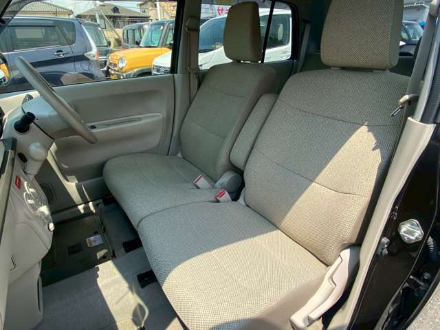 【室内】納車前にはルームクリーニングを行います！家族が使う車の様に、丁寧に清掃していきます！
