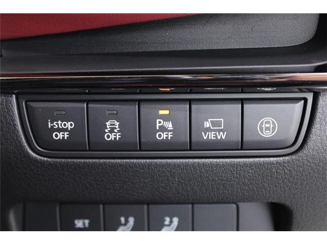 大好評のボディコーティング「ハイモースコート」もご納車までに施工可能。雨染みや線傷など中古車だからと諦めていませんか？ピカピカの状態でお乗り出しいただけます。