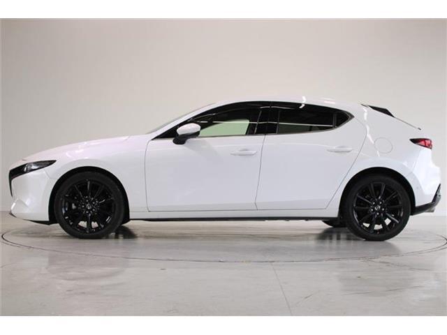 低価格で良質なお車を全社総台数2,000台以上の在庫からお選びいただけます。営業時間　10：00～19：00